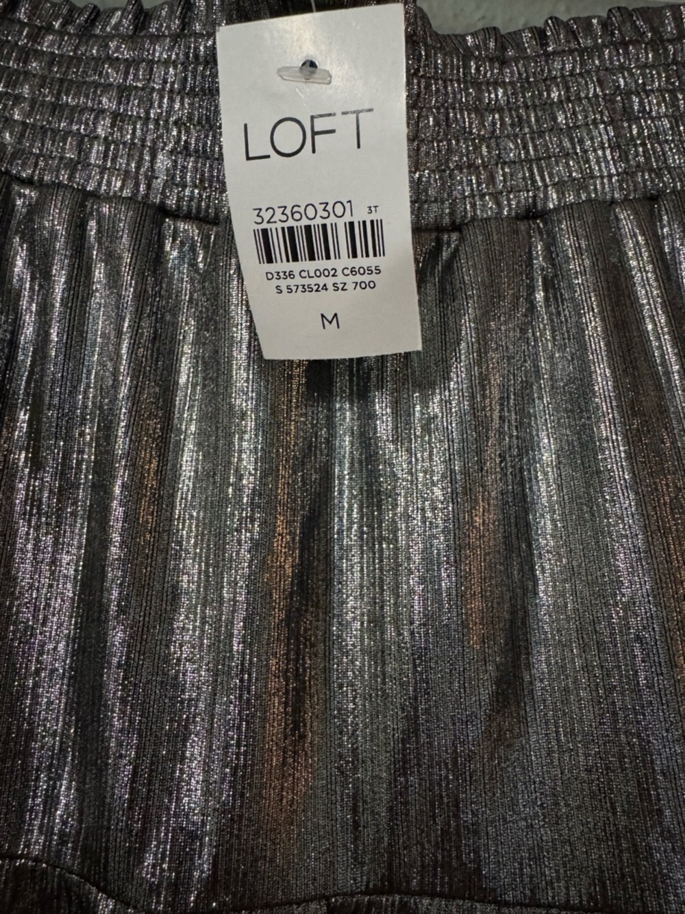 NWT LOFT Metallic Tiered Skirt – Size M– - Picture 4 of 4